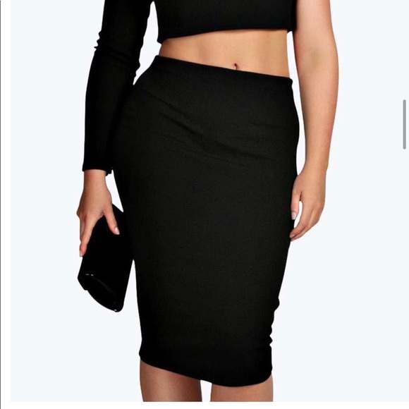Boohoo Plus Dresses & Skirts - Boohoo Plus Belle MIDI Skirt in Black. Us Size 16 Boohoo Plus Dresses & Skirts - Boohoo Plus Belle MIDI Skirt in Black. Us Size 16